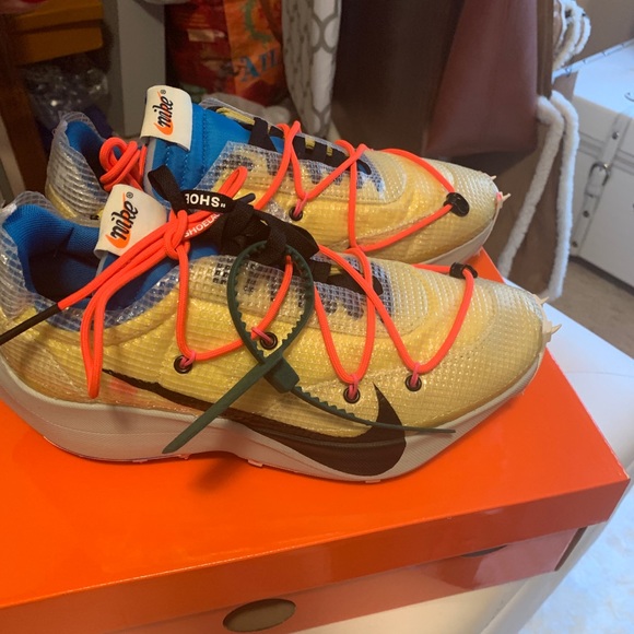 off white street racer